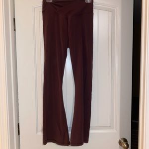 Victoria’s Secret Yoga Pants (short)
